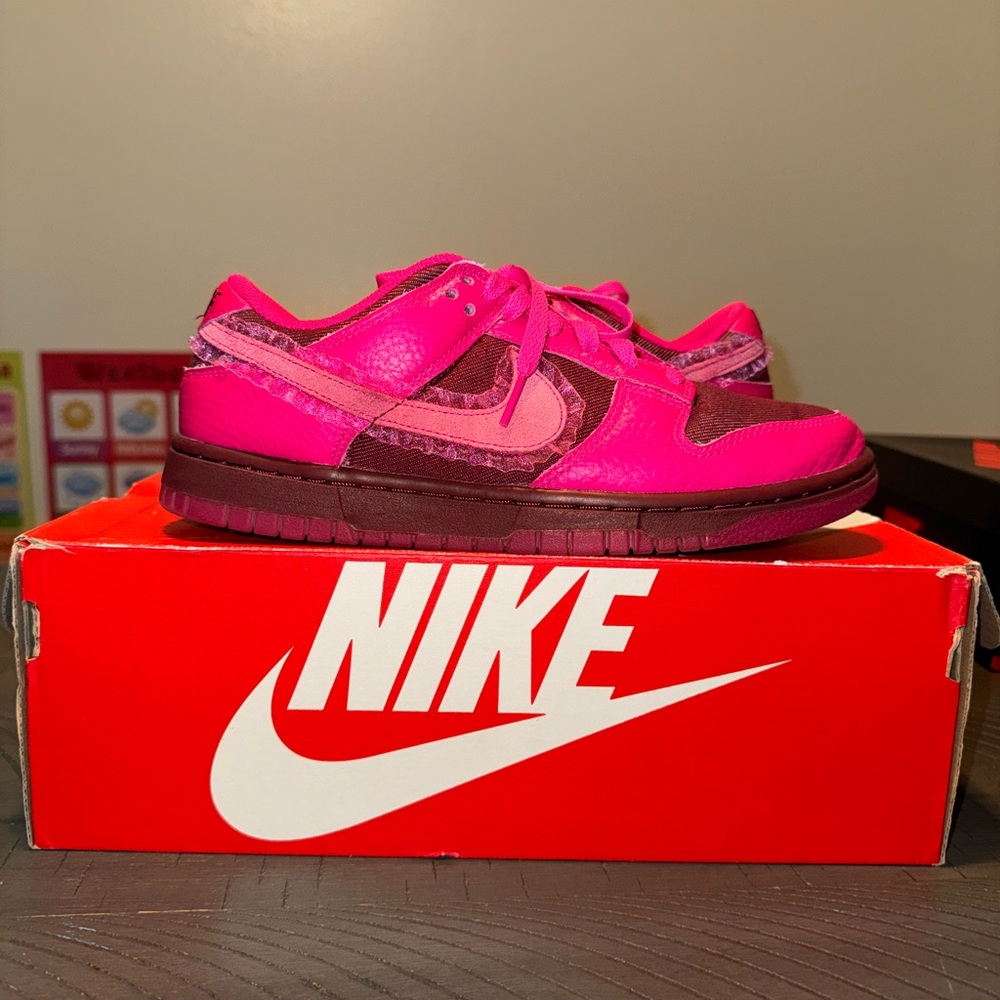 Valentine’s Day WMNS NIKE DUNK LOW 2022